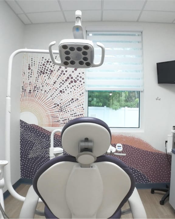 The reception area at Tomlinson Dental in Tampa